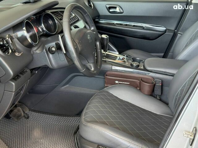 Сірий Пежо 3008, об'ємом двигуна 1.6 л та пробігом 227 тис. км за 9190 $, фото 8 на Automoto.ua