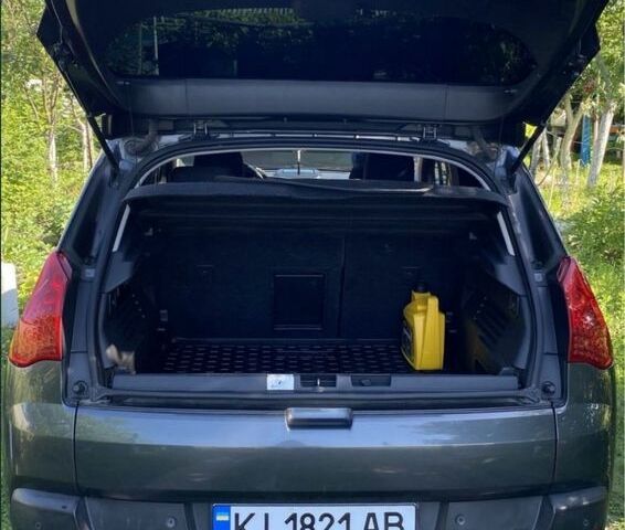 Серый Пежо 3008, объемом двигателя 1.6 л и пробегом 274 тыс. км за 10500 $, фото 5 на Automoto.ua