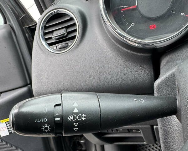 Серый Пежо 3008, объемом двигателя 1.6 л и пробегом 279 тыс. км за 6999 $, фото 18 на Automoto.ua