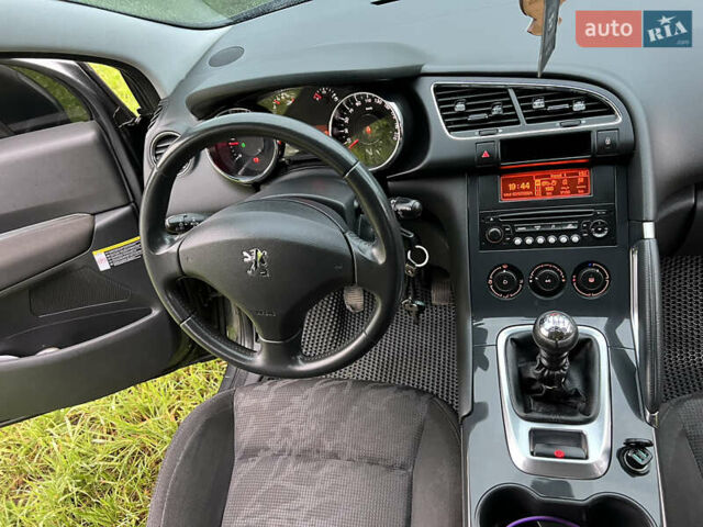 Серый Пежо 3008, объемом двигателя 1.56 л и пробегом 176 тыс. км за 9000 $, фото 36 на Automoto.ua