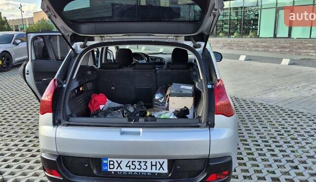 Пежо 3008 2009 в Хмельницком на Automoto.ua Серый Пежо 3008, объемом двигателя 1.6 л и пробегом 211 тыс. км за 6700 $, фото 19 на Automoto.ua