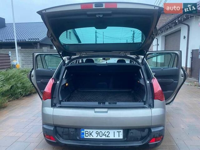 Сірий Пежо 3008, об'ємом двигуна 1.6 л та пробігом 245 тис. км за 6500 $, фото 8 на Automoto.ua