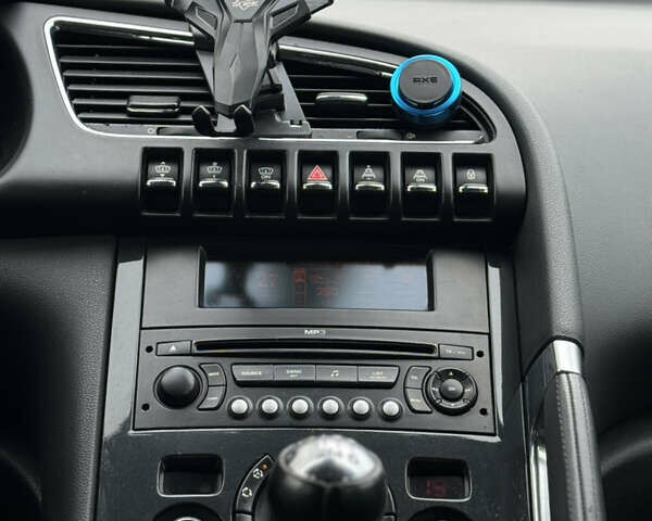 Серый Пежо 3008, объемом двигателя 1.6 л и пробегом 279 тыс. км за 6999 $, фото 13 на Automoto.ua