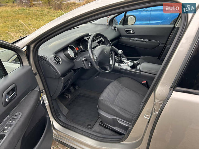 Серый Пежо 3008, объемом двигателя 1.56 л и пробегом 235 тыс. км за 7100 $, фото 5 на Automoto.ua