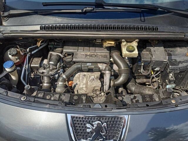 Серый Пежо 3008, объемом двигателя 1.6 л и пробегом 189 тыс. км за 6400 $, фото 11 на Automoto.ua