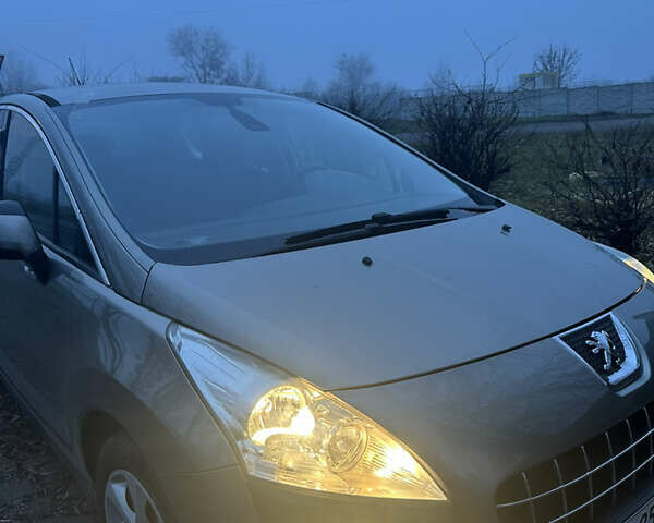 Сірий Пежо 3008, об'ємом двигуна 1.6 л та пробігом 213 тис. км за 6300 $, фото 20 на Automoto.ua