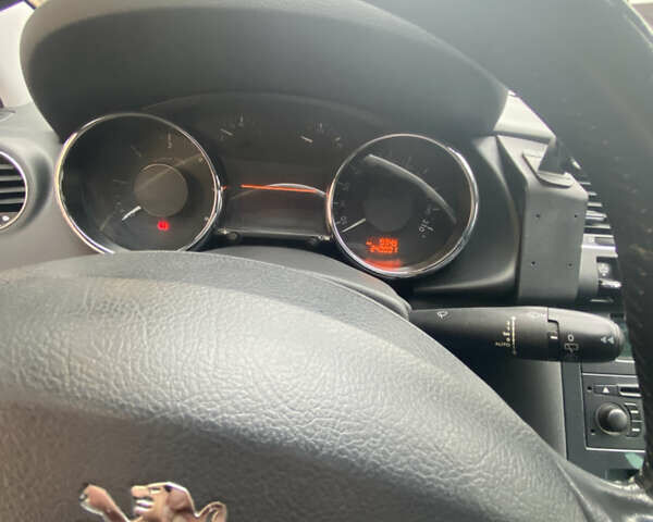 Сірий Пежо 3008, об'ємом двигуна 1.56 л та пробігом 240 тис. км за 8200 $, фото 10 на Automoto.ua