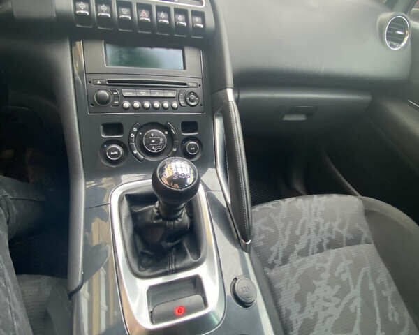 Сірий Пежо 3008, об'ємом двигуна 1.56 л та пробігом 240 тис. км за 8200 $, фото 11 на Automoto.ua