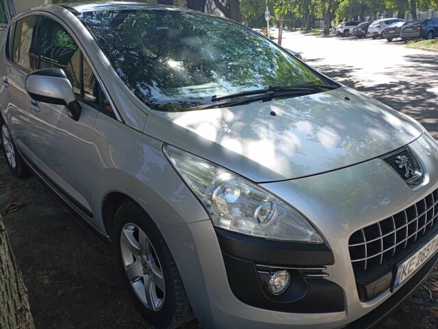 Сірий Пежо 3008, об'ємом двигуна 1.6 л та пробігом 152 тис. км за 6500 $, фото 2 на Automoto.ua