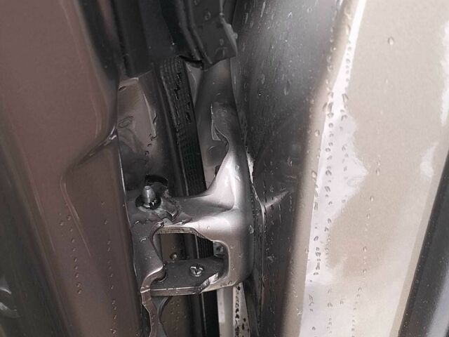 Сірий Пежо 3008, об'ємом двигуна 0 л та пробігом 205 тис. км за 7500 $, фото 7 на Automoto.ua