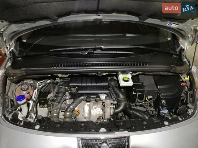 Сірий Пежо 3008, об'ємом двигуна 1.56 л та пробігом 240 тис. км за 8200 $, фото 12 на Automoto.ua