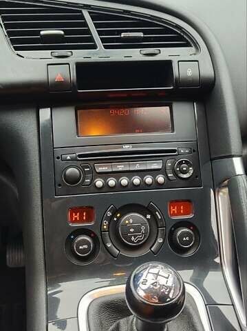 Сірий Пежо 3008, об'ємом двигуна 1.6 л та пробігом 320 тис. км за 5800 $, фото 9 на Automoto.ua