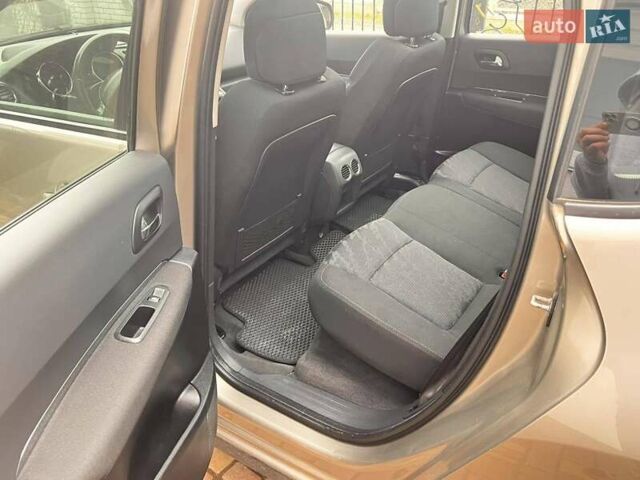 Сірий Пежо 3008, об'ємом двигуна 1.6 л та пробігом 200 тис. км за 8000 $, фото 3 на Automoto.ua