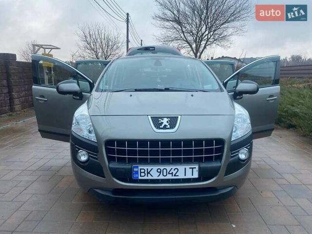 Сірий Пежо 3008, об'ємом двигуна 1.6 л та пробігом 245 тис. км за 6500 $, фото 5 на Automoto.ua