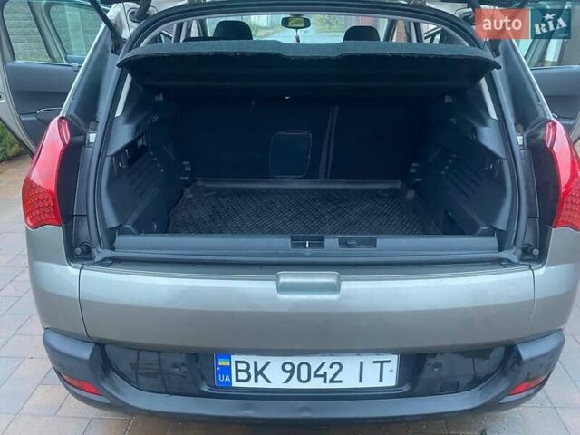 Сірий Пежо 3008, об'ємом двигуна 1.6 л та пробігом 245 тис. км за 6500 $, фото 10 на Automoto.ua