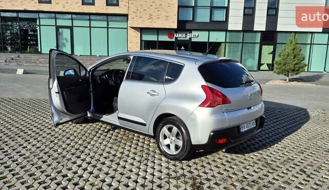 Пежо 3008 2009 в Хмельницком на Automoto.ua Серый Пежо 3008, объемом двигателя 1.6 л и пробегом 211 тыс. км за 6700 $, фото 8 на Automoto.ua