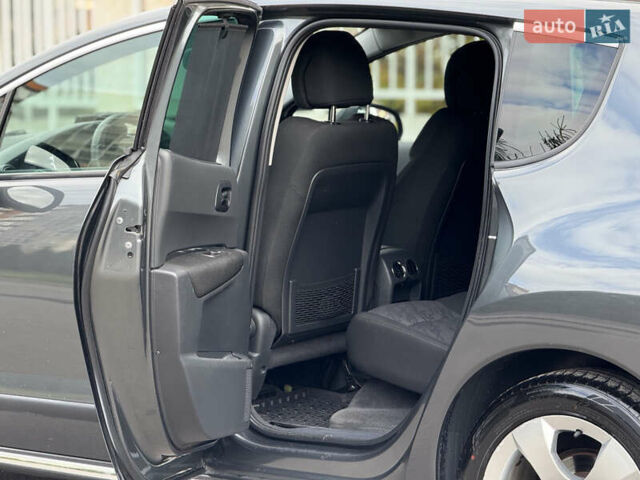 Пежо 3008 2009 в Тернополе на Automoto.ua Серый Пежо 3008, объемом двигателя 1.6 л и пробегом 244 тыс. км за 7999 $, фото 26 на Automoto.ua
