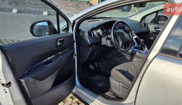 Пежо 3008 2009 в Хмельницком на Automoto.ua Серый Пежо 3008, объемом двигателя 1.6 л и пробегом 211 тыс. км за 6700 $, фото 3 на Automoto.ua