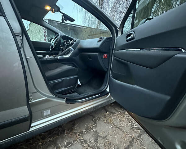 Сірий Пежо 3008, об'ємом двигуна 1.6 л та пробігом 213 тис. км за 6300 $, фото 15 на Automoto.ua