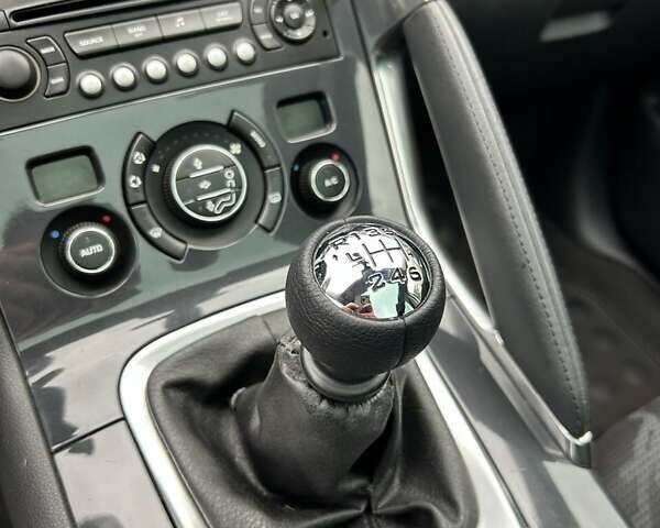 Сірий Пежо 3008, об'ємом двигуна 1.6 л та пробігом 193 тис. км за 8300 $, фото 18 на Automoto.ua