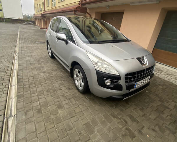 Сірий Пежо 3008, об'ємом двигуна 1.56 л та пробігом 240 тис. км за 8200 $, фото 4 на Automoto.ua