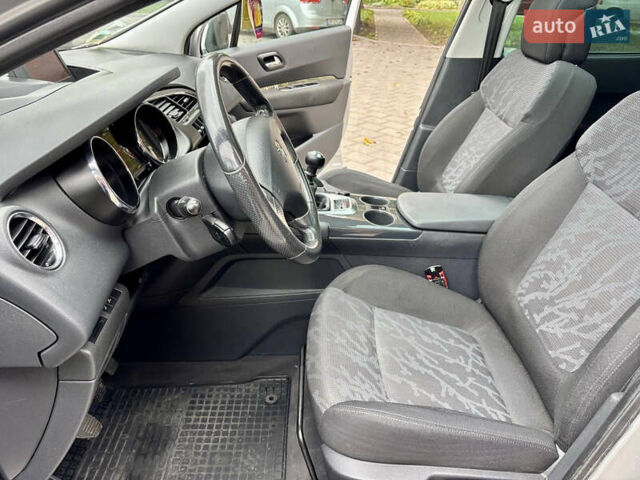 Серый Пежо 3008, объемом двигателя 2 л и пробегом 264 тыс. км за 7699 $, фото 15 на Automoto.ua