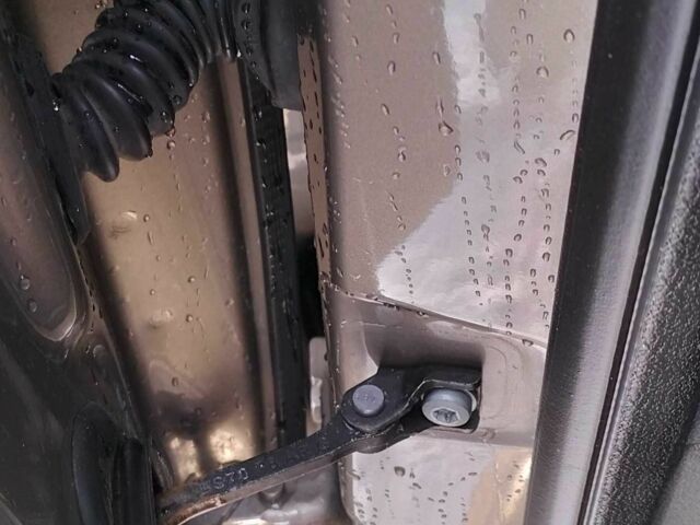 Сірий Пежо 3008, об'ємом двигуна 0 л та пробігом 205 тис. км за 7500 $, фото 6 на Automoto.ua