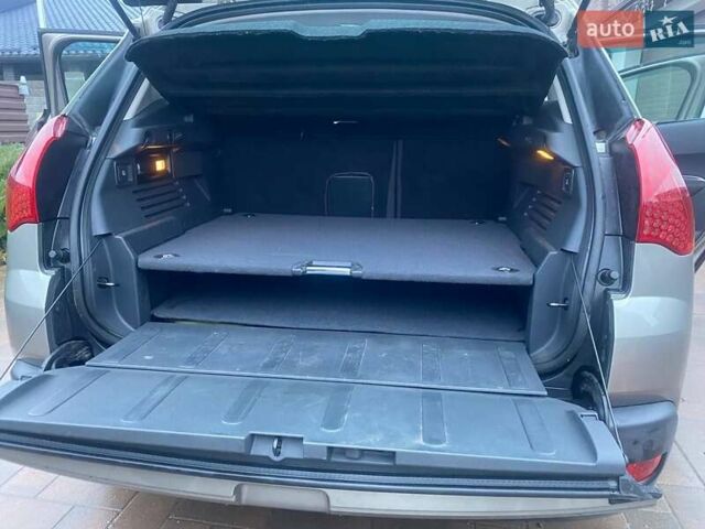 Сірий Пежо 3008, об'ємом двигуна 1.6 л та пробігом 245 тис. км за 6500 $, фото 2 на Automoto.ua