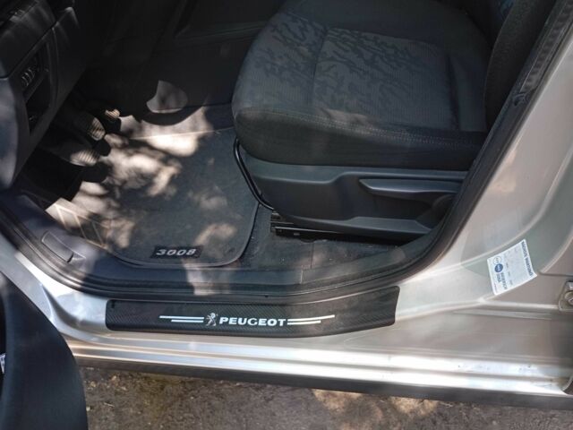 Сірий Пежо 3008, об'ємом двигуна 1.6 л та пробігом 152 тис. км за 6500 $, фото 4 на Automoto.ua