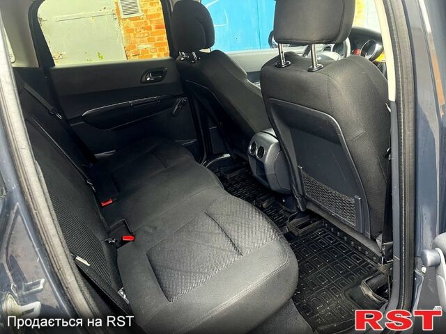 Серый Пежо 3008, объемом двигателя 1.6 л и пробегом 295 тыс. км за 6700 $, фото 11 на Automoto.ua