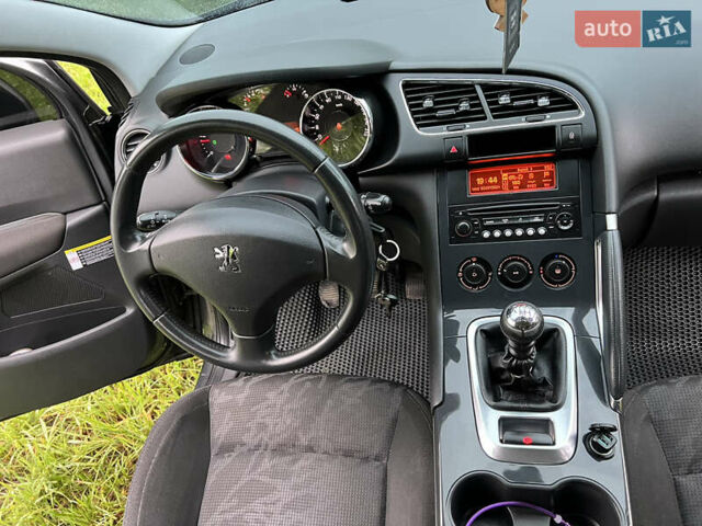 Серый Пежо 3008, объемом двигателя 1.56 л и пробегом 176 тыс. км за 9000 $, фото 34 на Automoto.ua