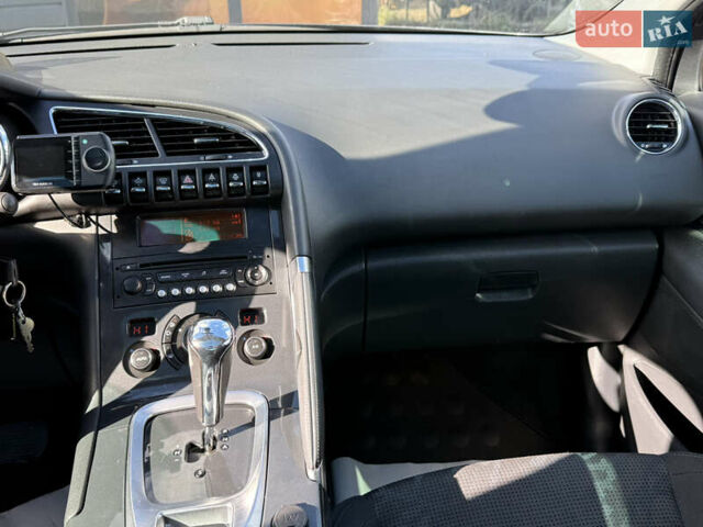 Пежо 3008 2010 в Стрые на Automoto.ua Серый Пежо 3008, объемом двигателя 1.6 л и пробегом 219 тыс. км за 9500 $, фото 46 на Automoto.ua