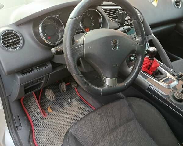 Сірий Пежо 3008, об'ємом двигуна 1.6 л та пробігом 180 тис. км за 8300 $, фото 3 на Automoto.ua