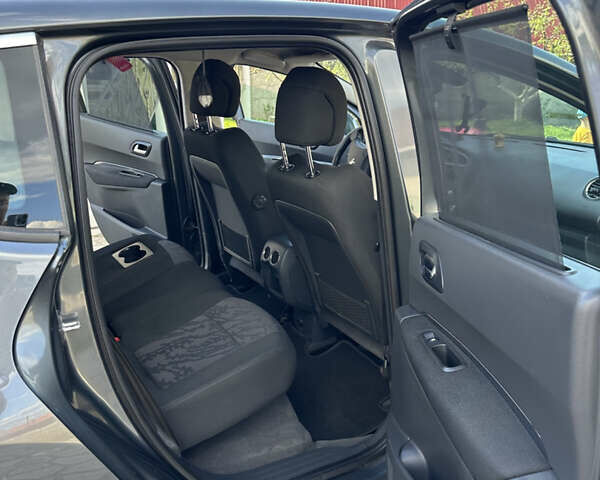 Серый Пежо 3008, объемом двигателя 1.6 л и пробегом 213 тыс. км за 8200 $, фото 13 на Automoto.ua