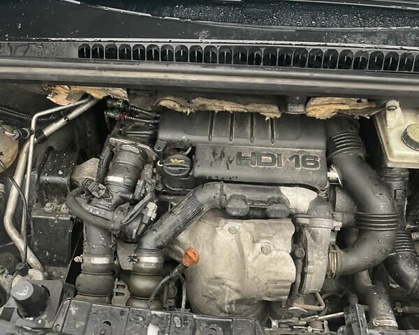 Серый Пежо 3008, объемом двигателя 1.56 л и пробегом 236 тыс. км за 8200 $, фото 11 на Automoto.ua