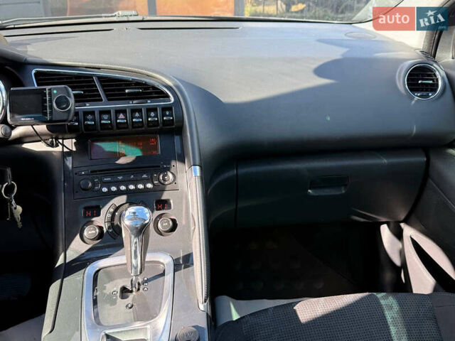 Серый Пежо 3008, объемом двигателя 1.6 л и пробегом 219 тыс. км за 9500 $, фото 46 на Automoto.ua