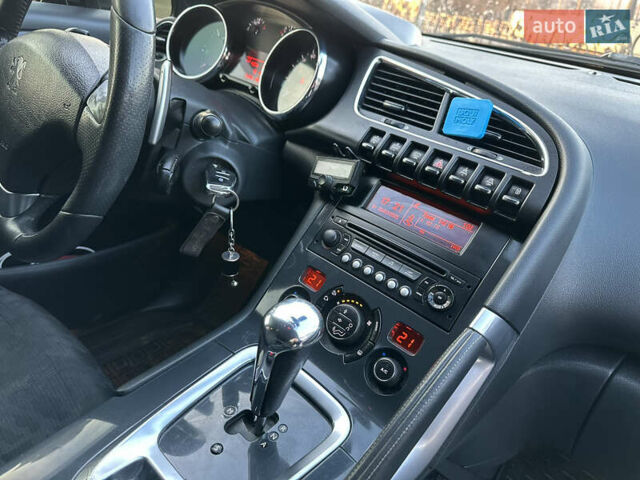 Сірий Пежо 3008, об'ємом двигуна 1.6 л та пробігом 238 тис. км за 8250 $, фото 44 на Automoto.ua