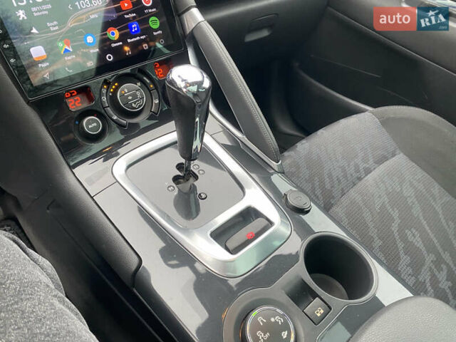 Серый Пежо 3008, объемом двигателя 1.56 л и пробегом 318 тыс. км за 7499 $, фото 28 на Automoto.ua