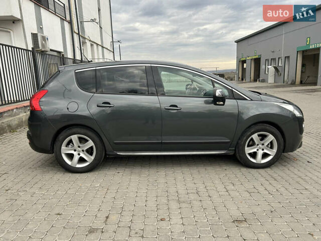 Серый Пежо 3008, объемом двигателя 1.6 л и пробегом 175 тыс. км за 8300 $, фото 1 на Automoto.ua