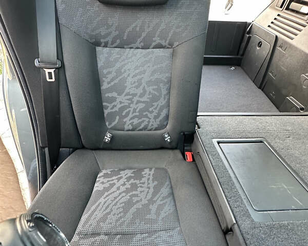 Пежо 3008 2010 в Ровно на Automoto.ua Серый Пежо 3008, объемом двигателя 1.6 л и пробегом 211 тыс. км за 8100 $, фото 16 на Automoto.ua