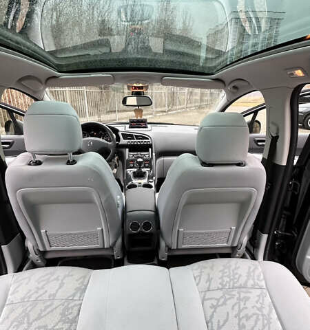 Серый Пежо 3008, объемом двигателя 1.6 л и пробегом 169 тыс. км за 8000 $, фото 15 на Automoto.ua