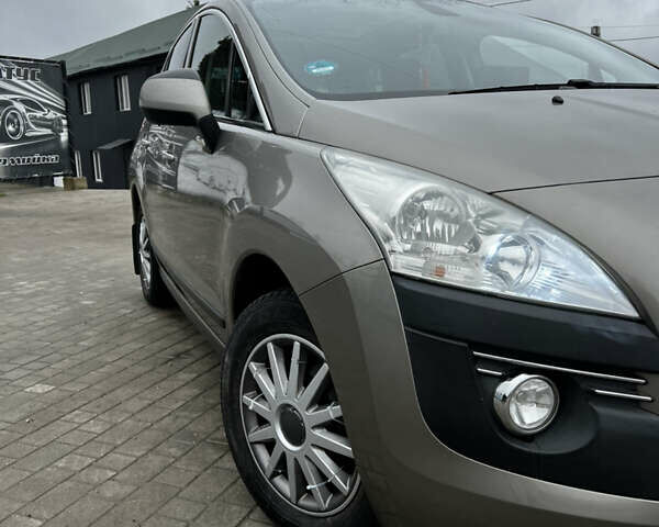 Серый Пежо 3008, объемом двигателя 1.6 л и пробегом 225 тыс. км за 8000 $, фото 3 на Automoto.ua