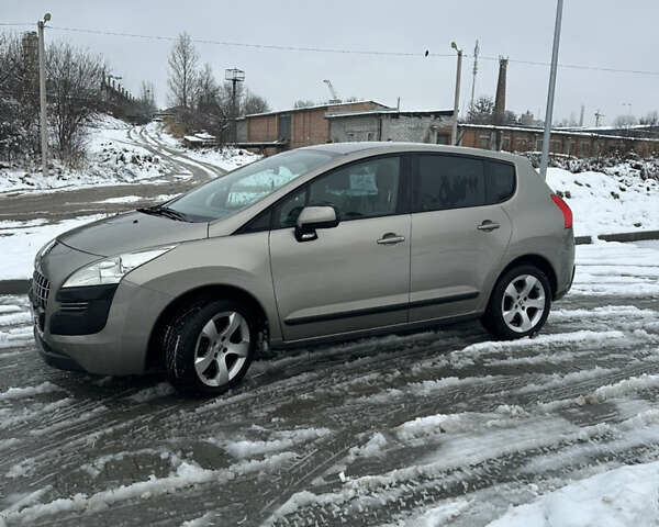 Сірий Пежо 3008, об'ємом двигуна 1.6 л та пробігом 151 тис. км за 6999 $, фото 11 на Automoto.ua