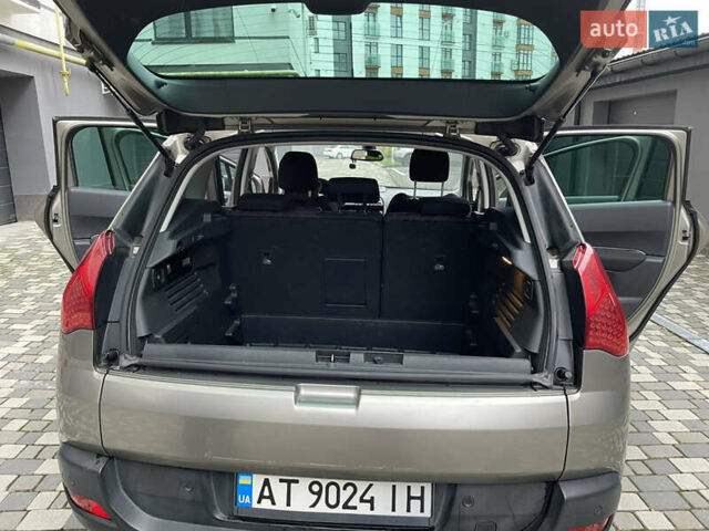 Серый Пежо 3008, объемом двигателя 1.6 л и пробегом 210 тыс. км за 8000 $, фото 12 на Automoto.ua