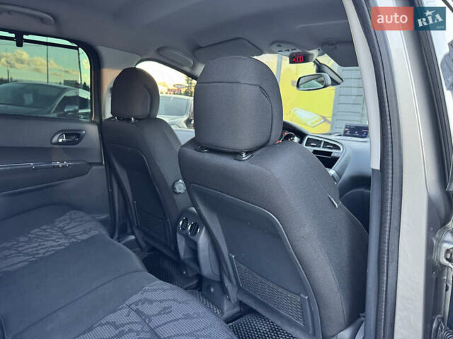 Пежо 3008 2010 в Стрые на Automoto.ua Серый Пежо 3008, объемом двигателя 1.6 л и пробегом 260 тыс. км за 6300 $, фото 38 на Automoto.ua