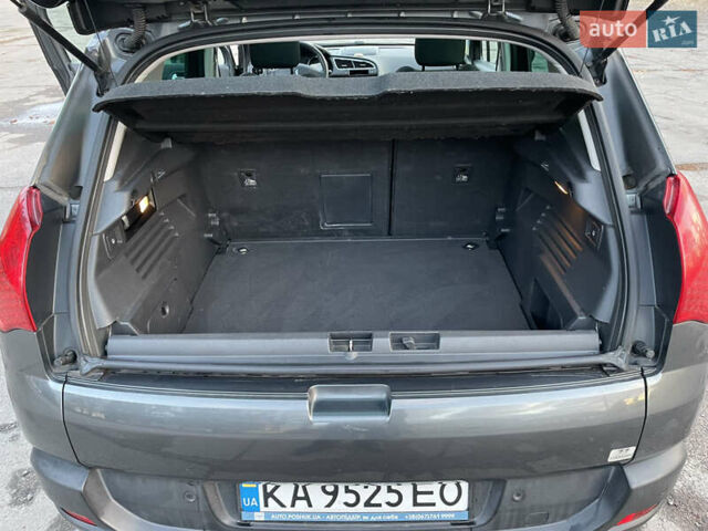 Серый Пежо 3008, объемом двигателя 2 л и пробегом 210 тыс. км за 10500 $, фото 10 на Automoto.ua