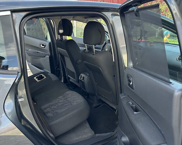 Пежо 3008 2010 в Ровно на Automoto.ua Серый Пежо 3008, объемом двигателя 1.6 л и пробегом 211 тыс. км за 8100 $, фото 26 на Automoto.ua