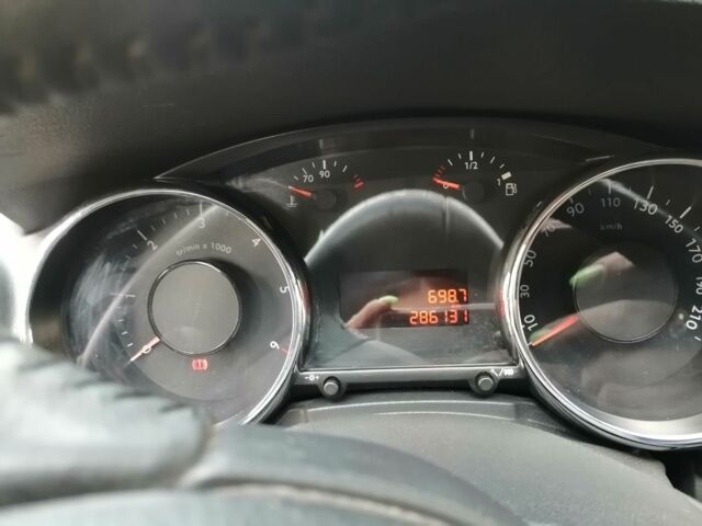 Серый Пежо 3008, объемом двигателя 1.6 л и пробегом 286 тыс. км за 7500 $, фото 6 на Automoto.ua