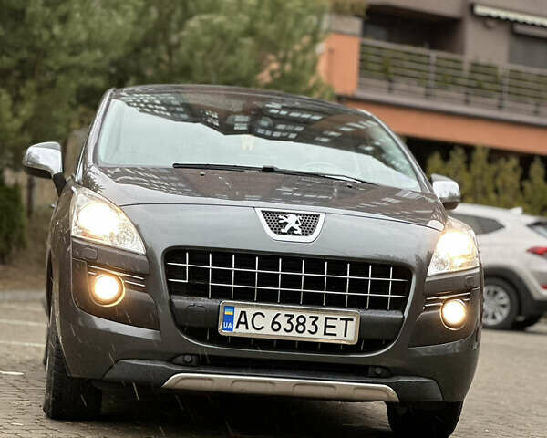 Серый Пежо 3008, объемом двигателя 1.6 л и пробегом 169 тыс. км за 8000 $, фото 1 на Automoto.ua