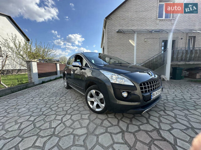 Пежо 3008 2010 в Ровно на Automoto.ua Серый Пежо 3008, объемом двигателя 1.6 л и пробегом 211 тыс. км за 8100 $, фото 11 на Automoto.ua